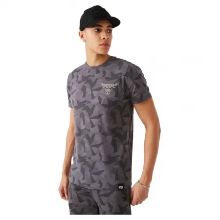 뉴에라 Geometric Camo Chicago Bulls 반팔 티셔츠 138207435