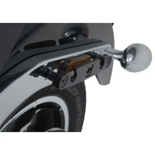 SW모텍 SLH HTA.18.682.10300 Harley Davidson 왼쪽 사이드 백 고정 장치 4138821152