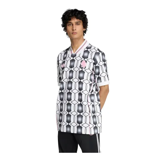 아디다스 Juventus LF 반팔 티셔츠 5142117447