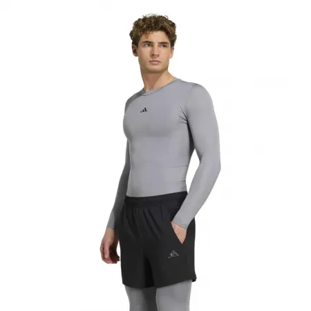아디다스 Techfit Compression 트레이닝 긴팔 티셔츠 6143210342